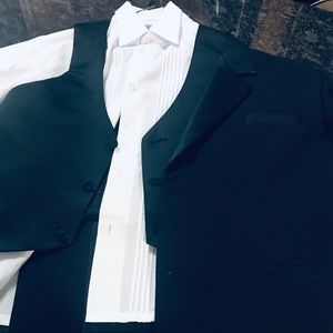 Black Tuxedo, boys size 14